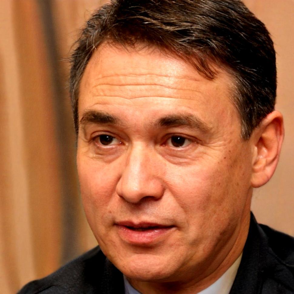 Lennart Völker – Finanzstruktur-Spezialist bei Ylaroyaerova Bremen